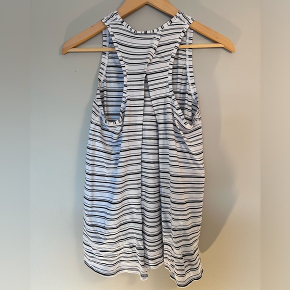 Lululemon Tank top - Picture 2 of 4